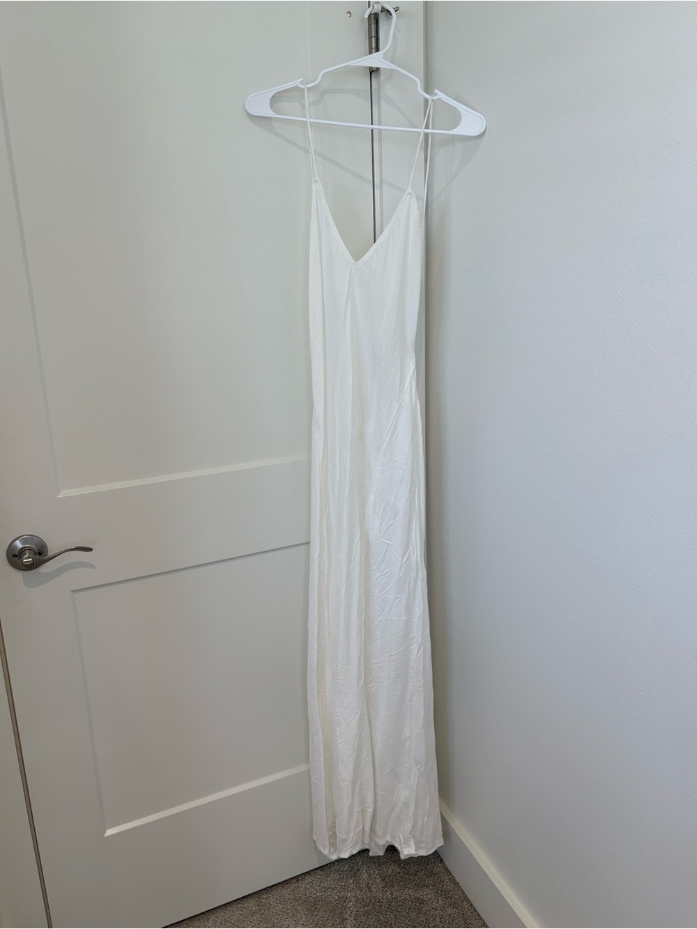EIMEO Clothing: White Spaghetti Strap Slip Maxi Dress